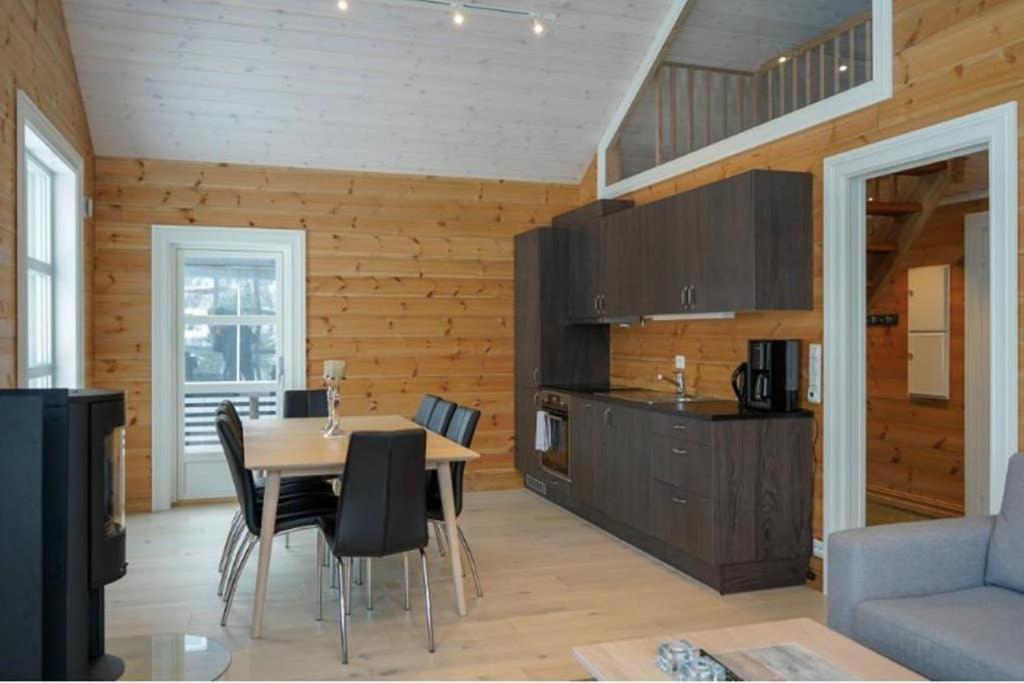Penthouse With Four Bedrooms And Two Living Rooms! Stranda (More og Romsdal) Exterior photo