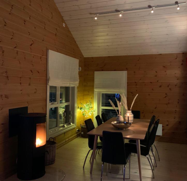 Penthouse With Four Bedrooms And Two Living Rooms! Stranda (More og Romsdal) Exterior photo