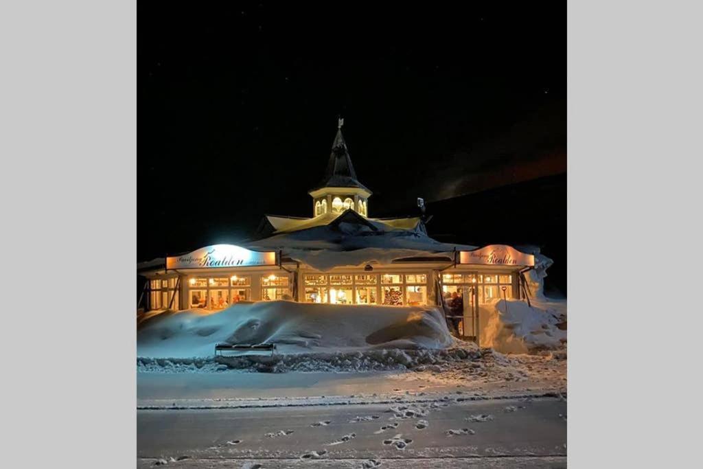 Penthouse With Four Bedrooms And Two Living Rooms! Stranda (More og Romsdal) Exterior photo